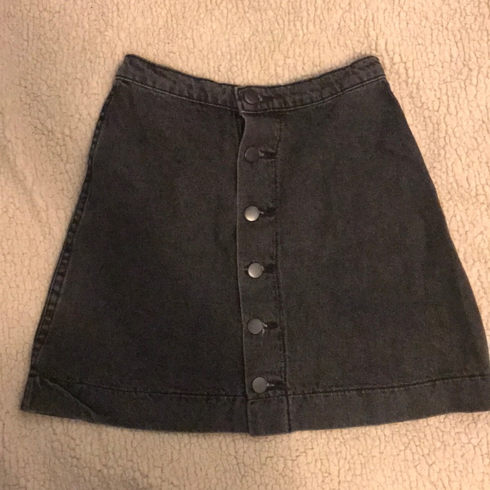 Button up skirt - Picture 3 of 4